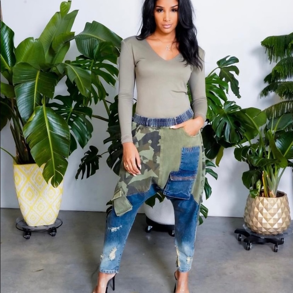 LAST pair Brand new camouflage harem jeans SMALL only